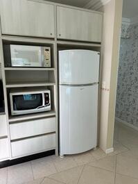 Linda cobertura duplex com piscina privativa no Centro de Bombinhas