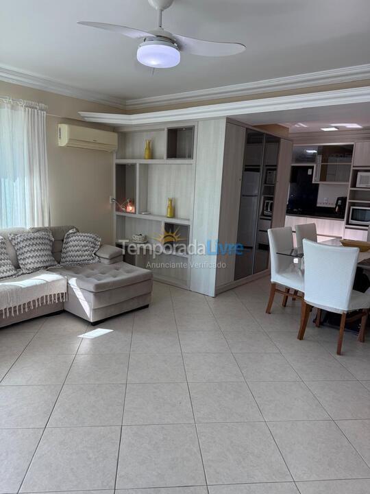 Apartamento para aluguel de temporada em Bombinhas (Praia de Bombinhas)