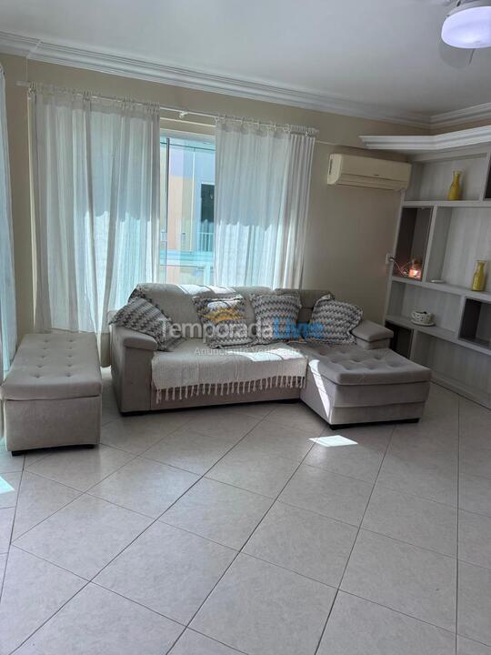 Apartamento para aluguel de temporada em Bombinhas (Praia de Bombinhas)