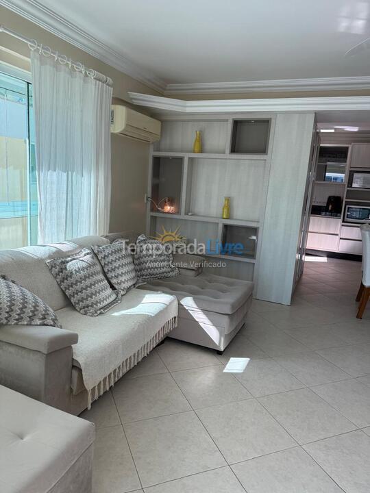 Apartamento para aluguel de temporada em Bombinhas (Praia de Bombinhas)