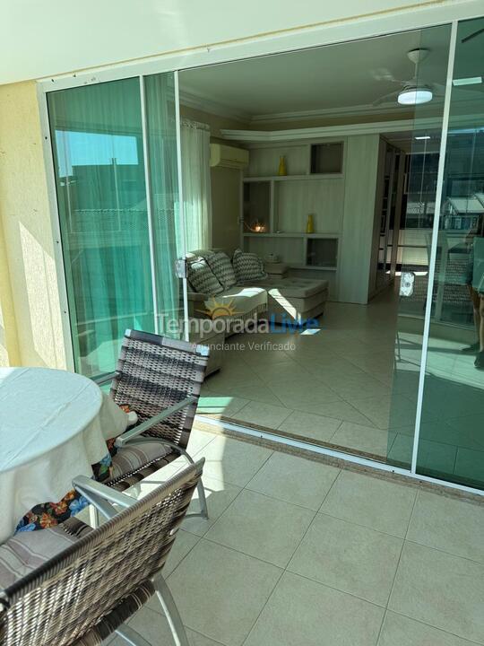 Apartamento para aluguel de temporada em Bombinhas (Praia de Bombinhas)