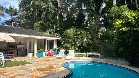 A Melhor da Riviera! 5 Suítes | Piscina Aquecida
