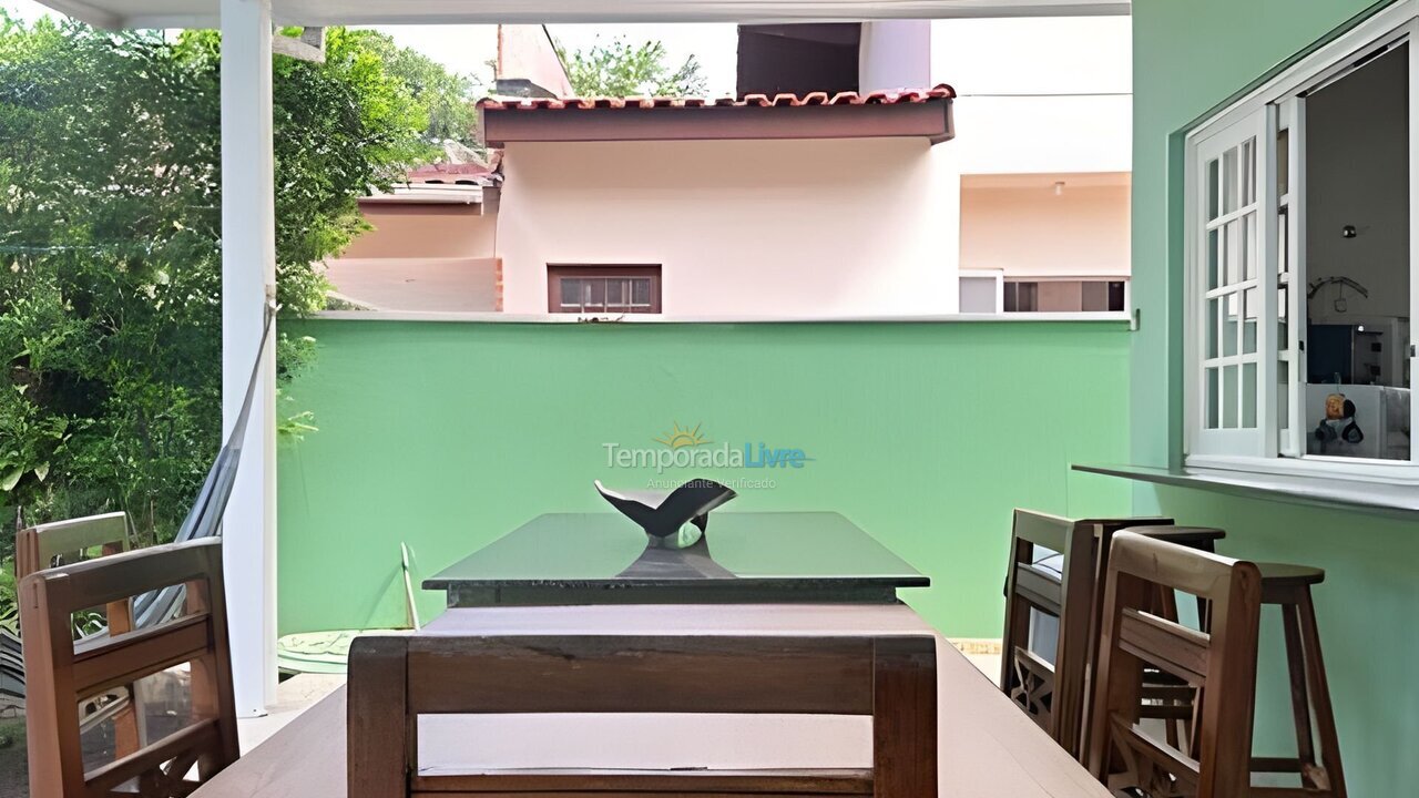 Casa para aluguel de temporada em Bertioga (Riviera de São Lourenço)