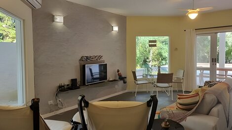 Beautiful Single Storey House in Riviera - Air Cond. - Module 21