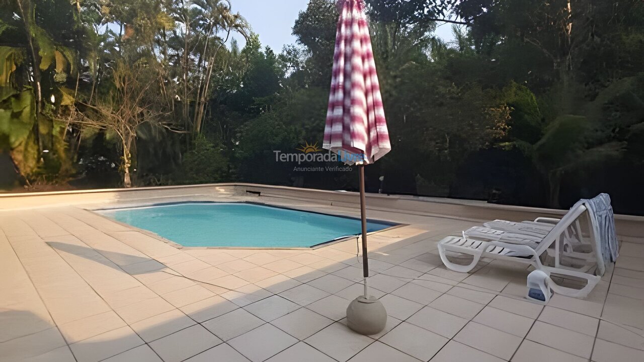 Chácara / sítio para aluguel de temporada em Bertioga (Riviera de São Lourenço)