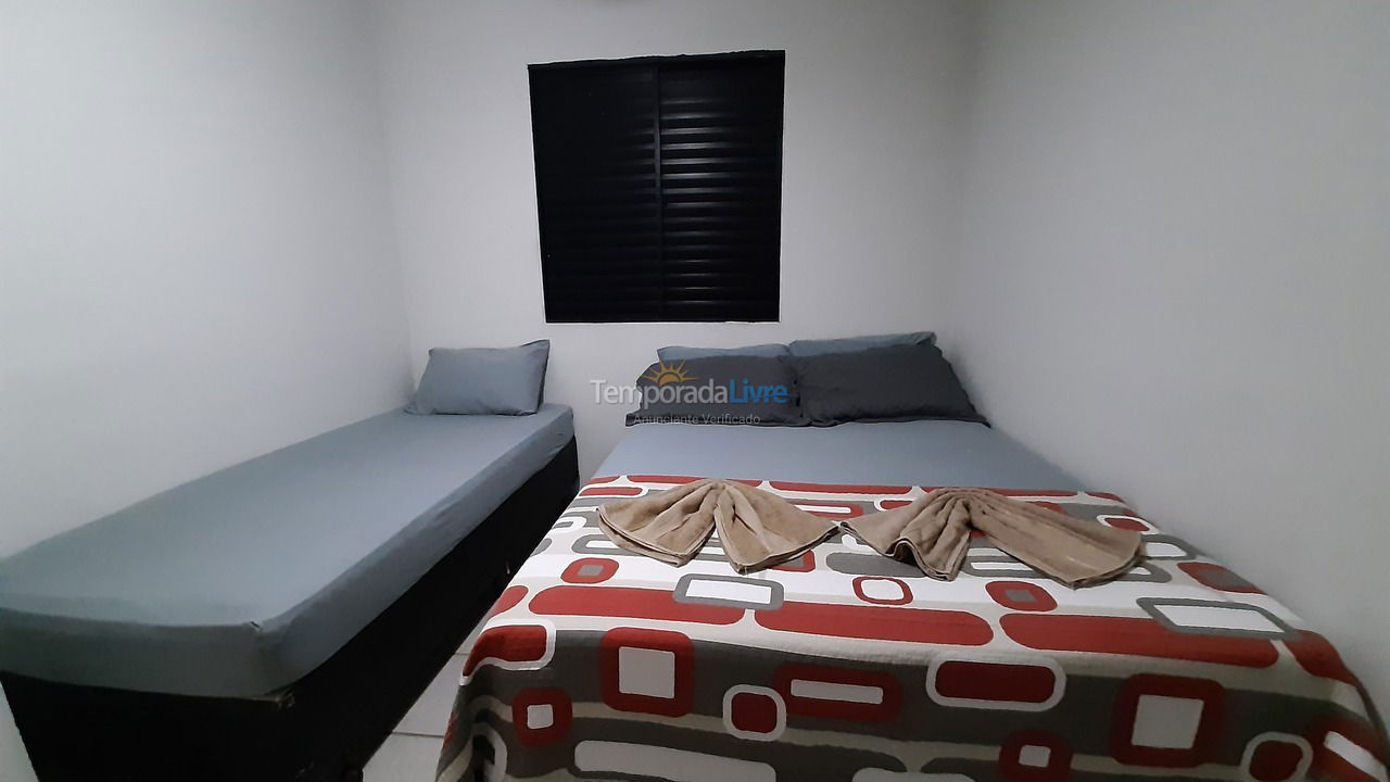 Apartamento para aluguel de temporada em Bertioga (Vista Linda)