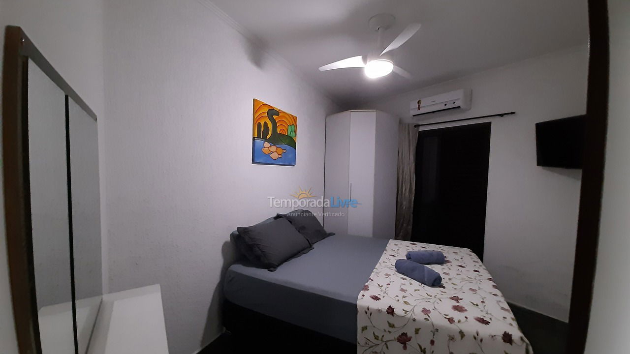 Apartamento para alquiler de vacaciones em Bertioga (Praia da Enseada Vila Claís)