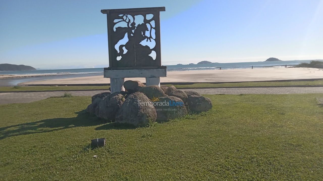Casa para alquiler de vacaciones em São Francisco do Sul (Enseada)