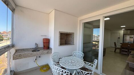 Apartment in a high-end condominium in a home club 50m from the beach