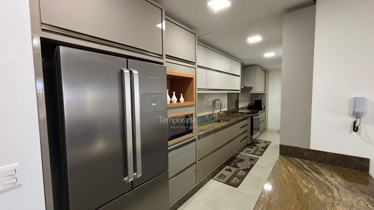Apartamento para aluguel de temporada em Florianopolis (Praia dos Ingleses)