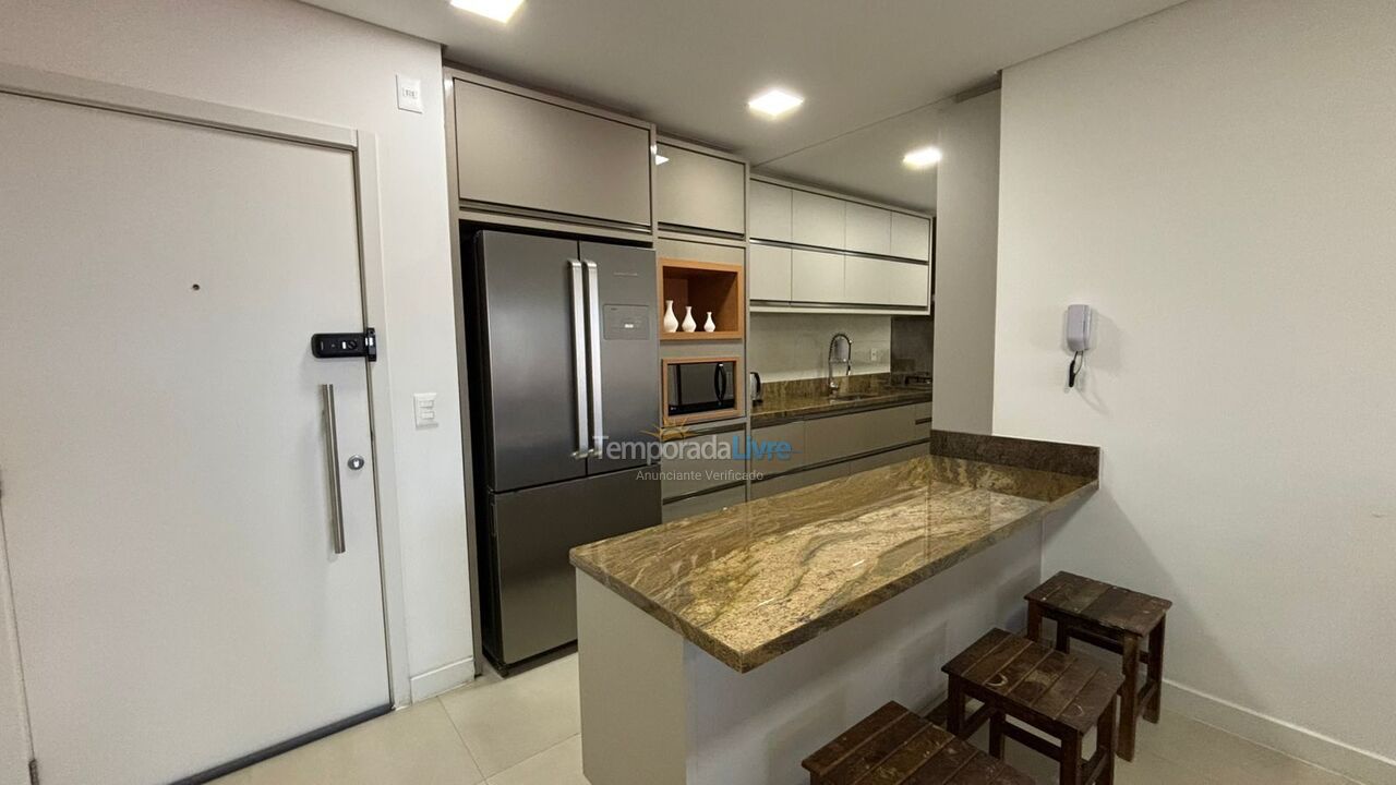 Apartamento para aluguel de temporada em Florianopolis (Praia dos Ingleses)