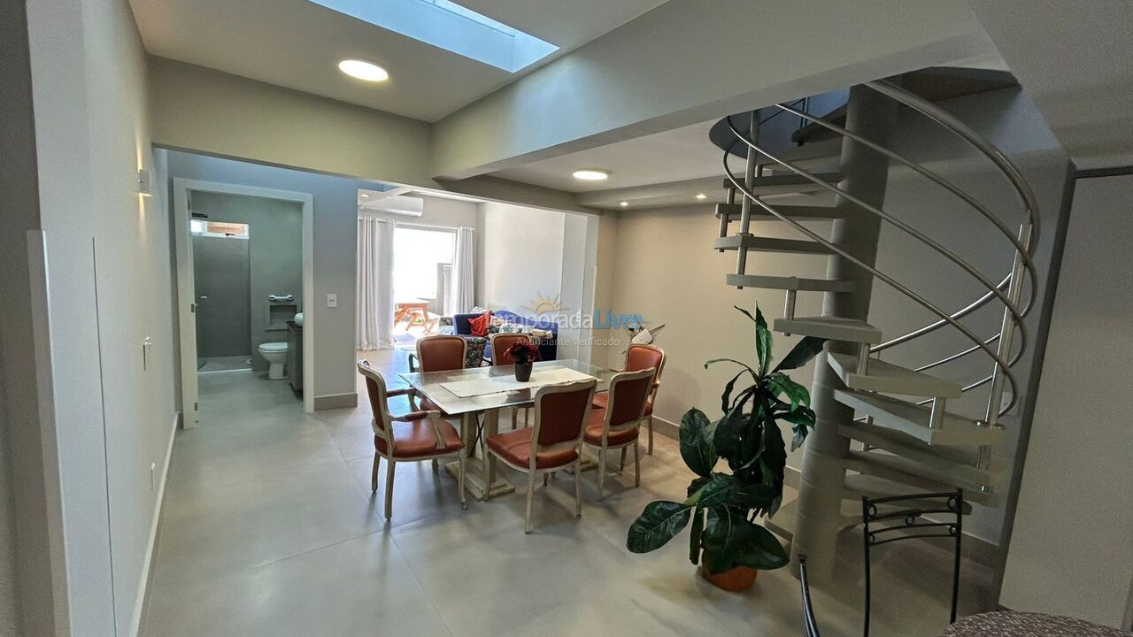House for vacation rental in Bombinhas (Praia de Bombas)