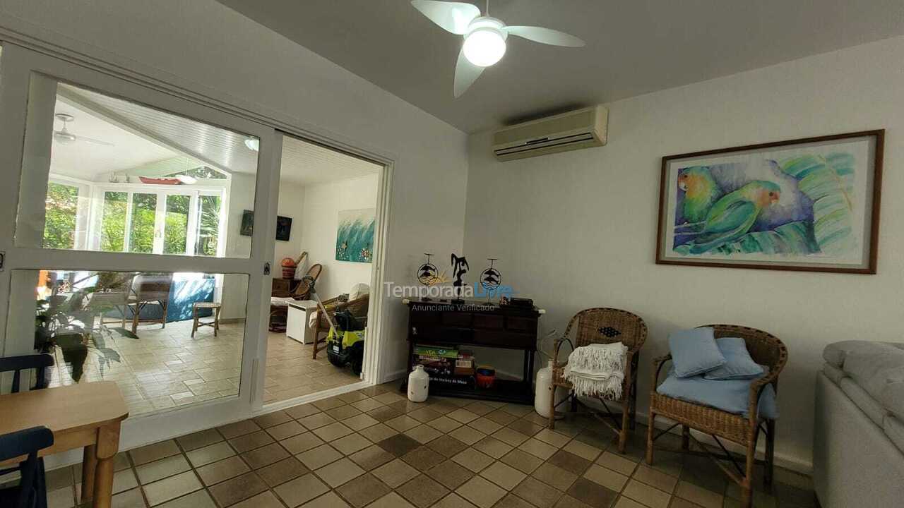 House for vacation rental in São Sebastião (Praia da Baleia)