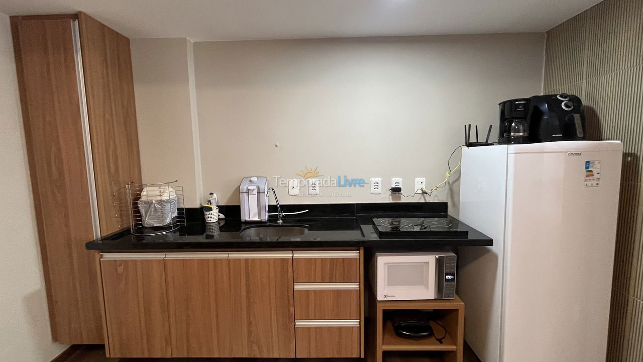Apartamento para aluguel de temporada em Salvador (Caminho das árvores)