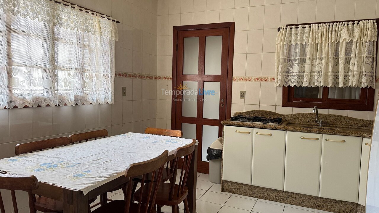 House for vacation rental in Florianópolis (Centro)