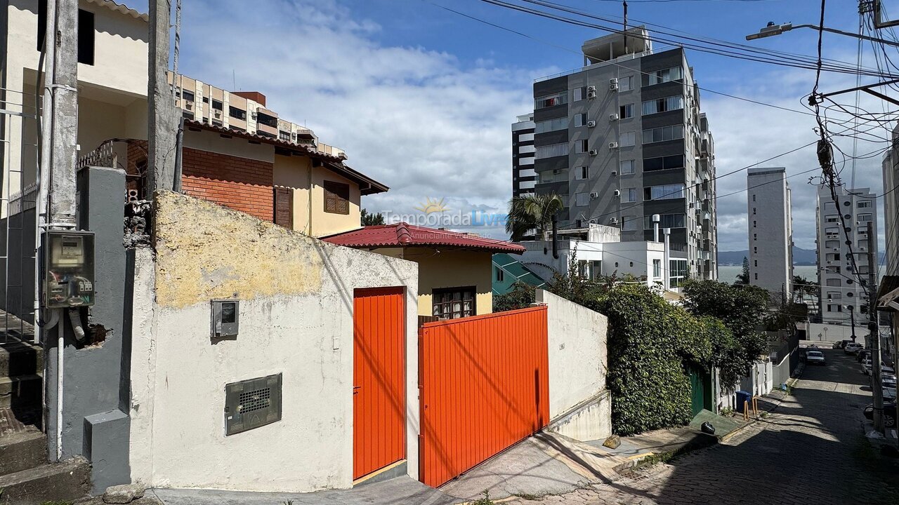 House for vacation rental in Florianópolis (Centro)