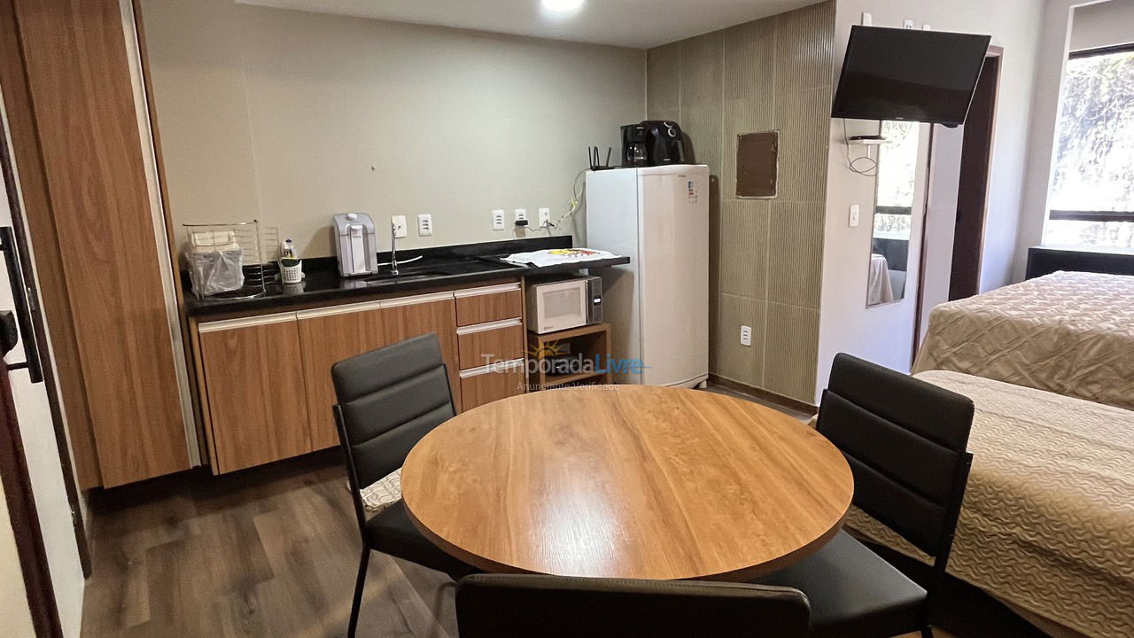 Apartamento para aluguel de temporada em Salvador (Caminho das árvores)