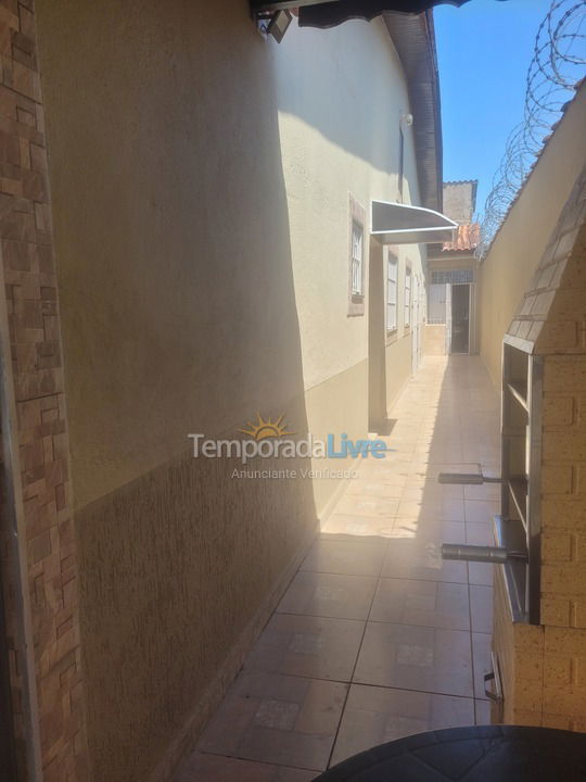 Casa para aluguel de temporada em Mongaguá (Jardim Praia Grande Mongaguá)