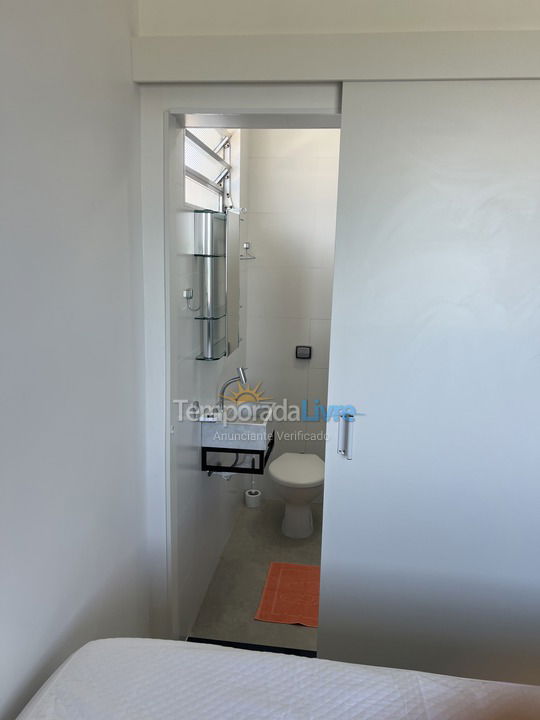 Apartamento para aluguel de temporada em Santos (Embare)