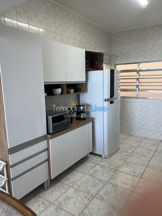 Apartamento para aluguel de temporada em Santos (Embare)