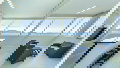 Luxury and Comfort Facing the Sea in Zimbros