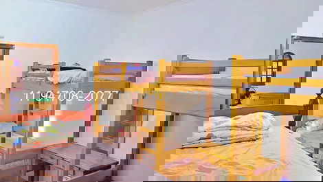 Casa Espaçosa e Arejada a 150m da praia de indaia Bertioga