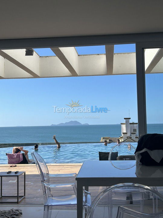 Apartamento para aluguel de temporada em Florianopolis (Praia dos Ingleses)