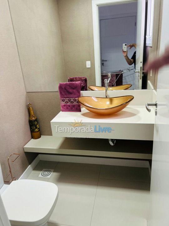 Apartamento para aluguel de temporada em Florianopolis (Praia dos Ingleses)