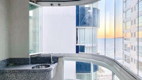 Meia Praia Street 319 - 50 Meters from the SEA 3 Bedrooms AT005