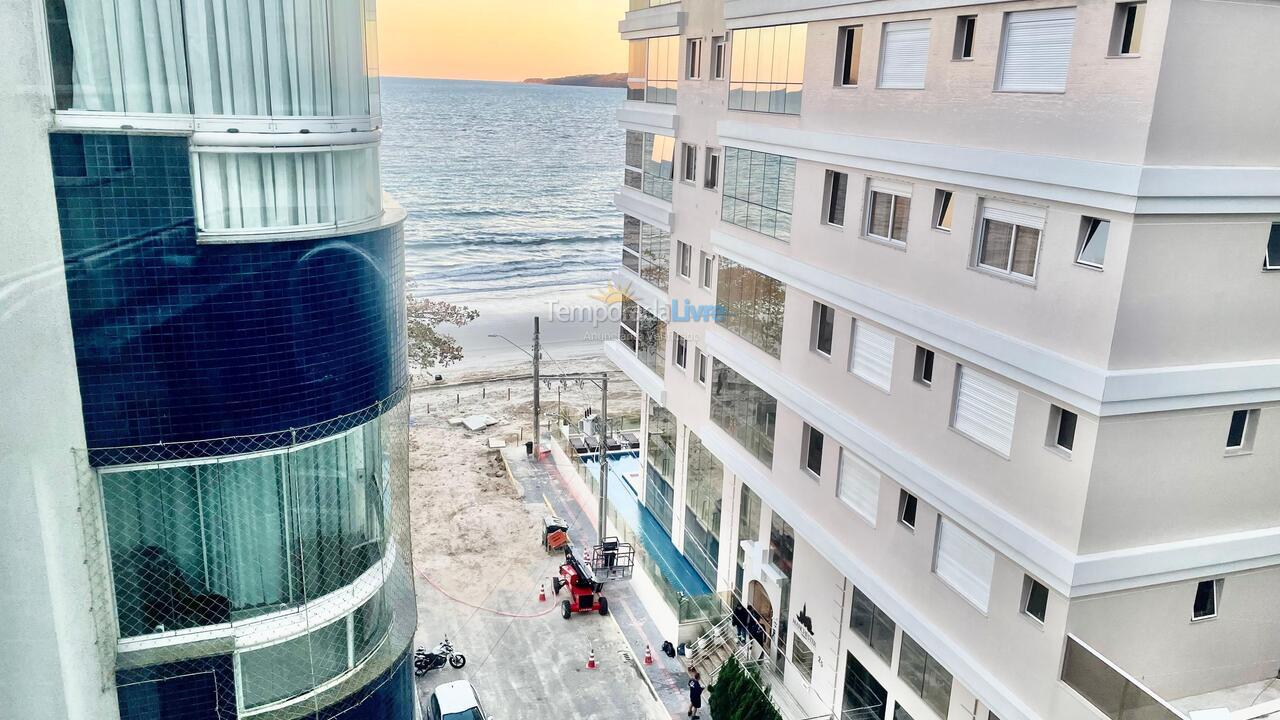 Apartment for vacation rental in Itapema (Meia Praia)