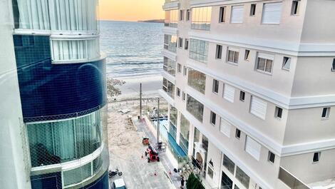 Meia Praia Street 319 - 50 Meters from the SEA 3 Bedrooms AT005