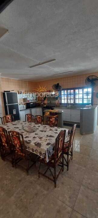 Casa para aluguel de temporada em Mongaguá (Mongaguá)