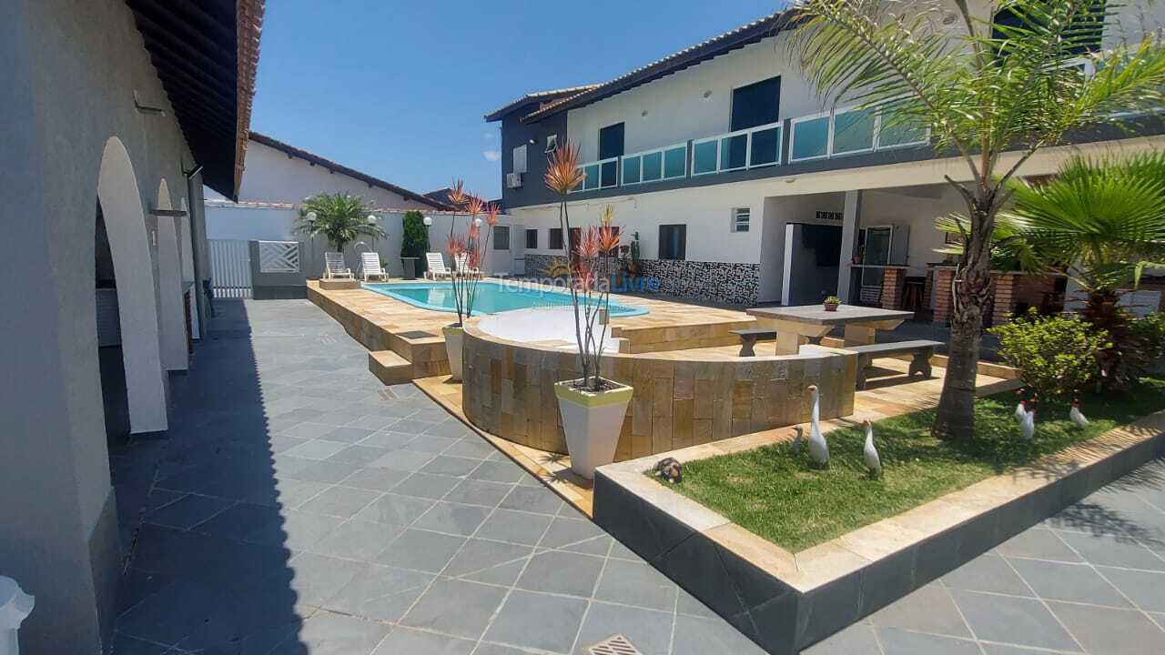 Casa para aluguel de temporada em Mongaguá (Mongaguá)