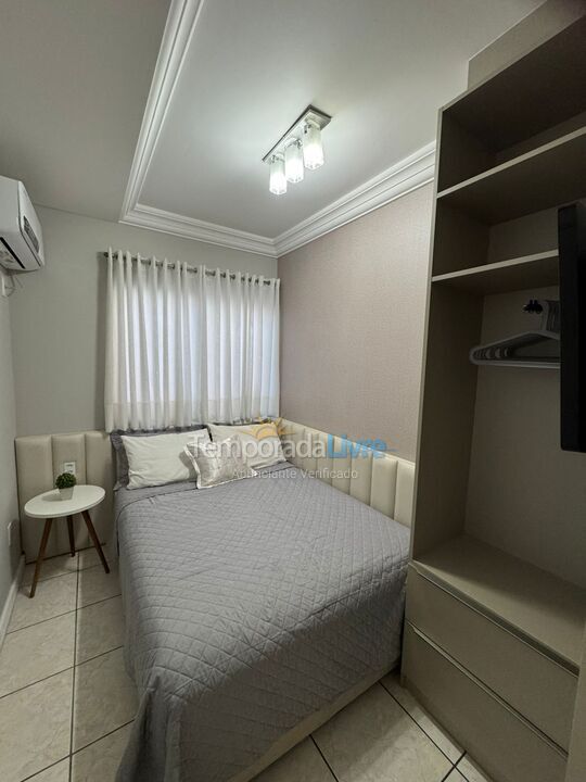 Apartment for vacation rental in Itapema (Meia Praia)