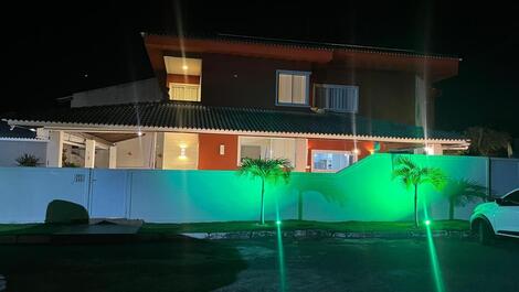 House by the river and next to the sea located in a condominium, Camaçari
