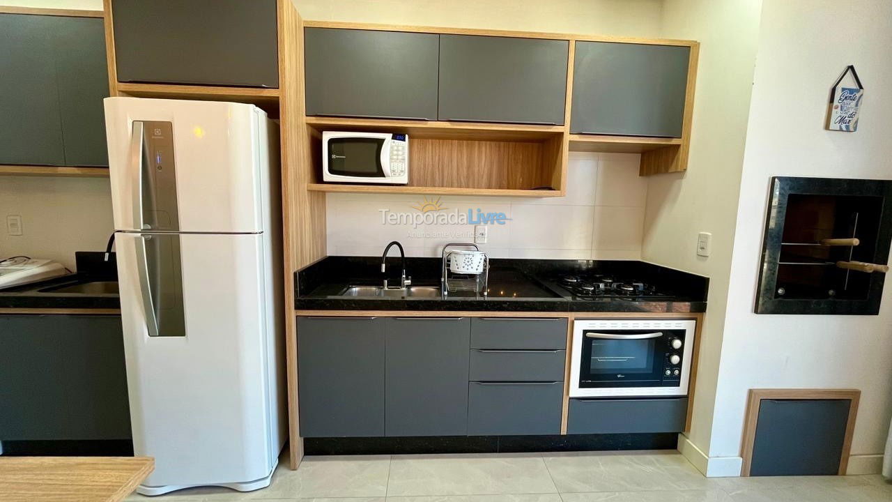 Apartamento para alquiler de vacaciones em Bombinhas (Praia de Bombas)