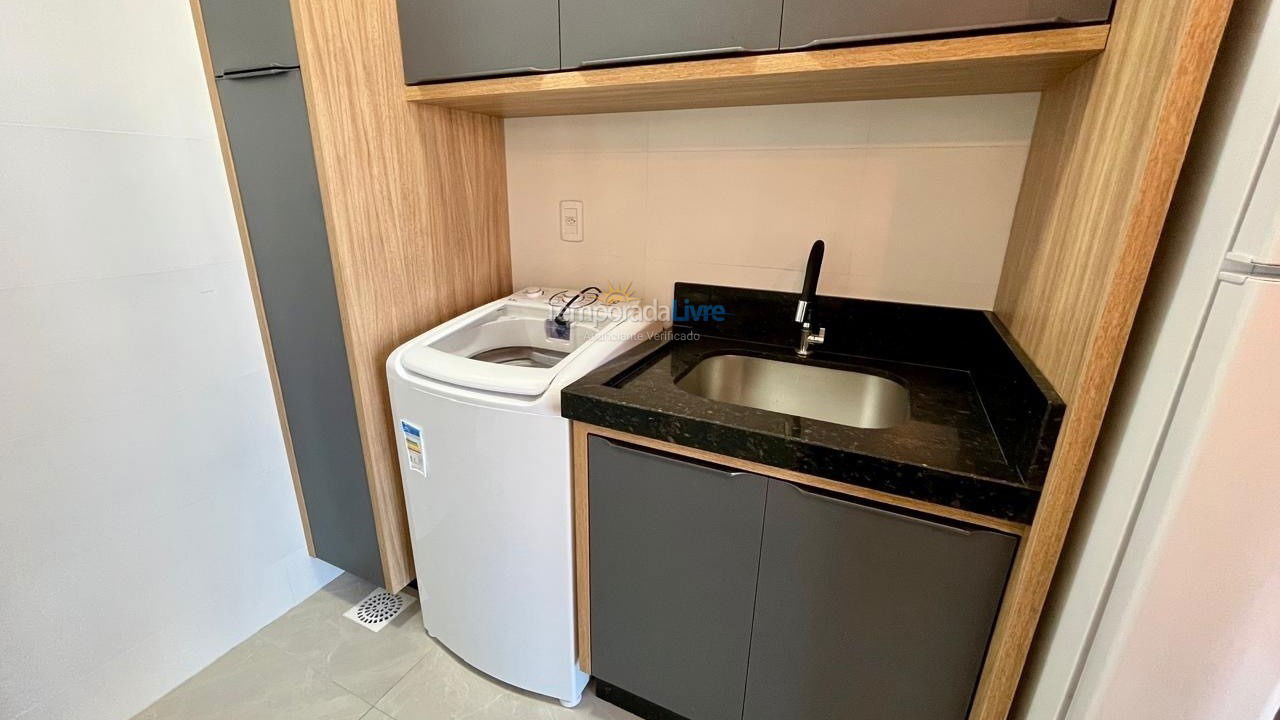 Apartamento para alquiler de vacaciones em Bombinhas (Praia de Bombas)