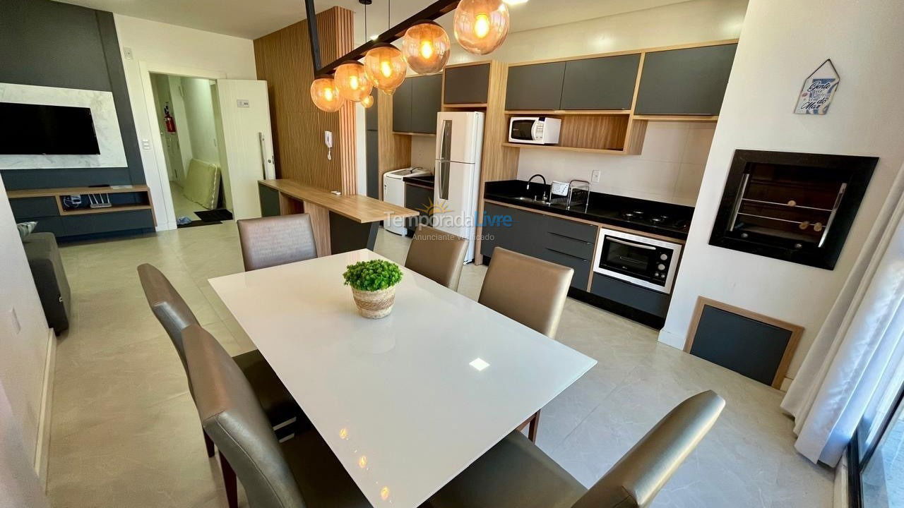 Apartamento para alquiler de vacaciones em Bombinhas (Praia de Bombas)