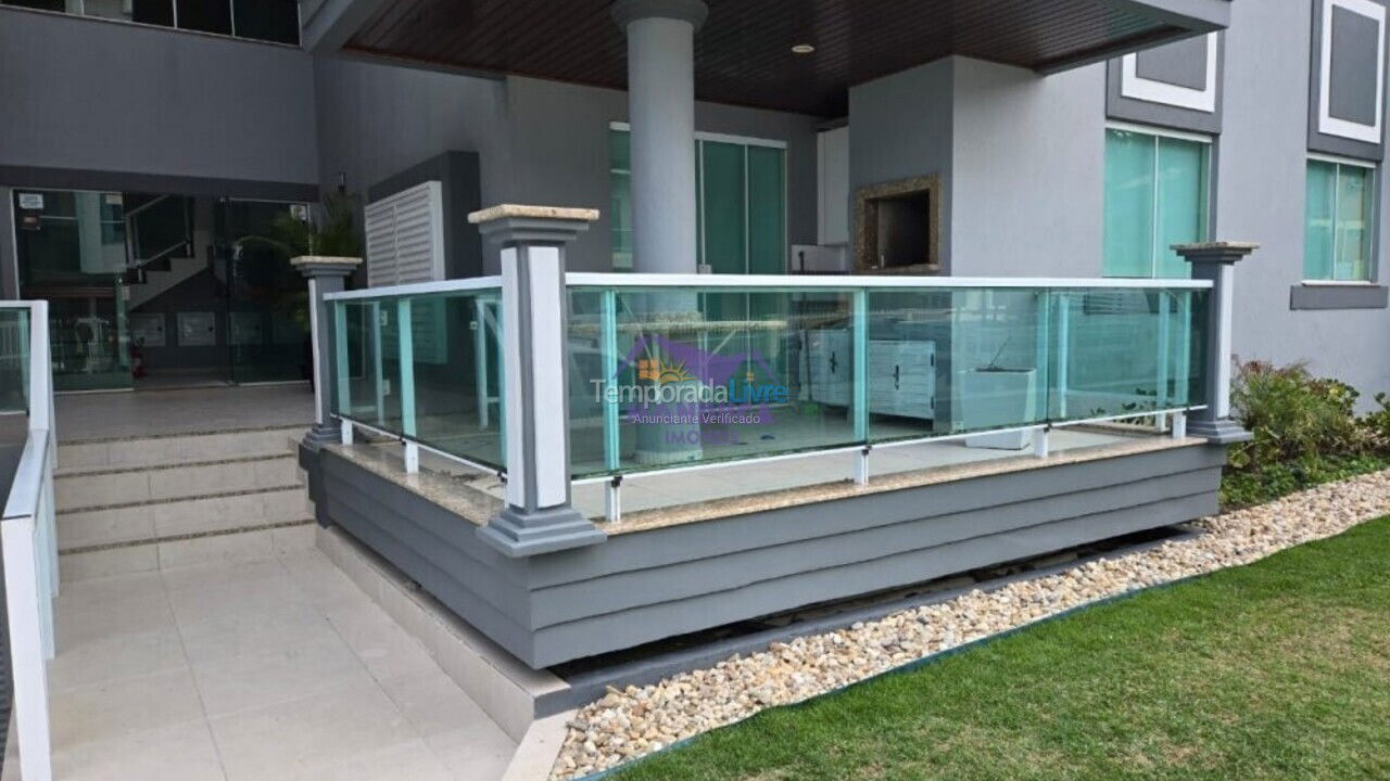 Apartment for vacation rental in Bombinhas (Praia de Quatro Ilhas)