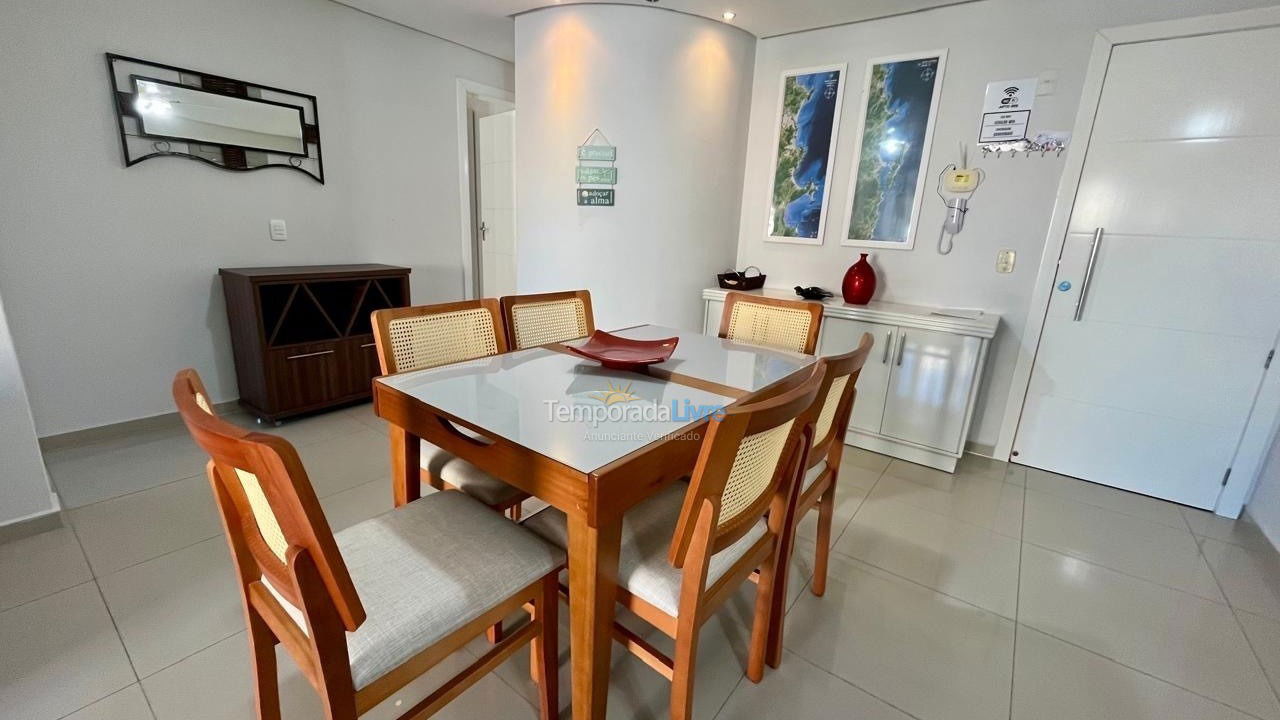 Apartamento para alquiler de vacaciones em Bombinhas (Praia de Bombas)