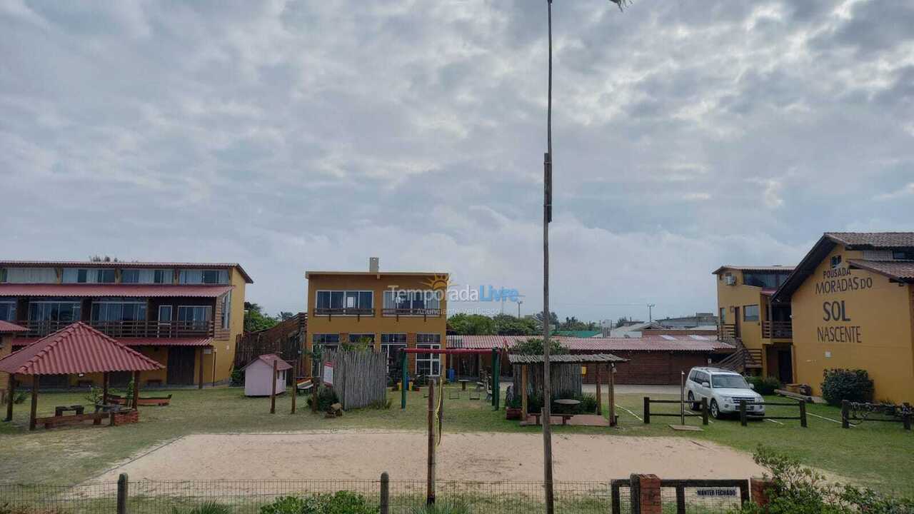 Apartamento para aluguel de temporada em Passo de Torres (Passargada)