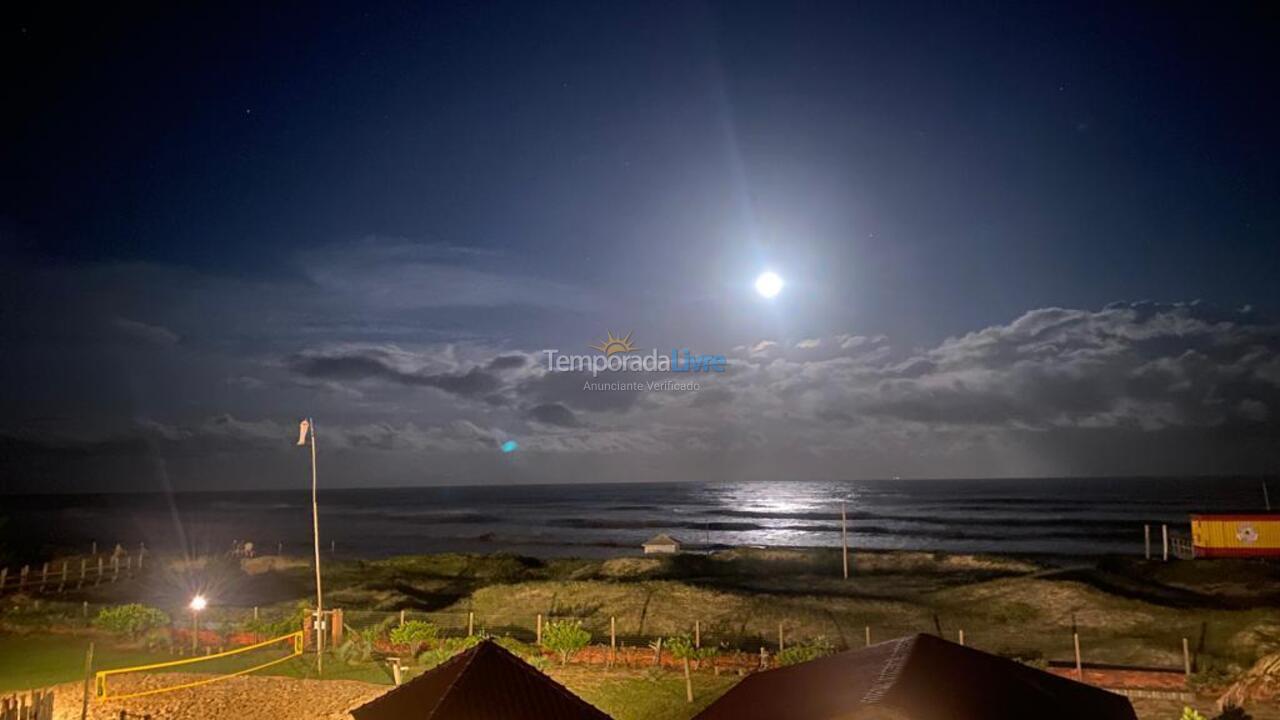 Apartamento para aluguel de temporada em Passo de Torres (Passargada)