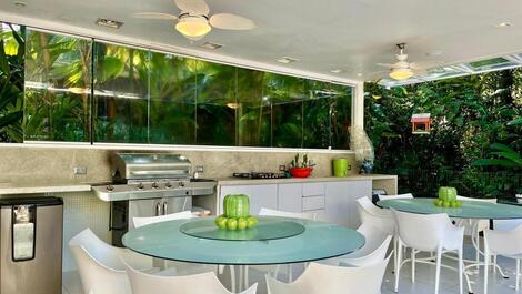 Beautiful condominium house available for rent.