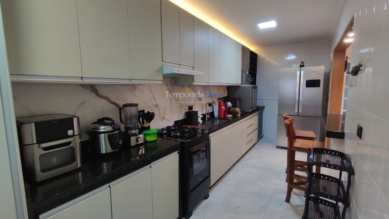 Apartamento para alquiler de vacaciones em Ubatuba (Praia Grande)
