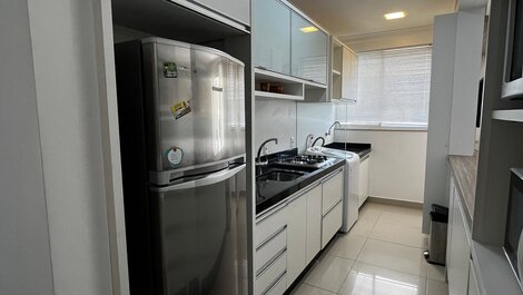 461A - Apartamento com vista mar. Praia da Lagoinha Bombinhas.