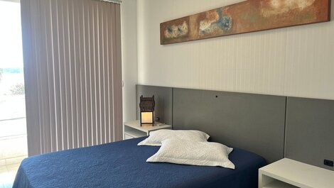 461A - Apartamento com vista mar. Praia da Lagoinha Bombinhas.