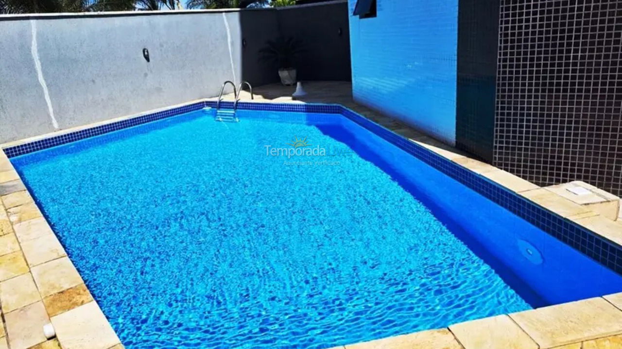 Apartamento para aluguel de temporada em Matinhos (Caiobá)