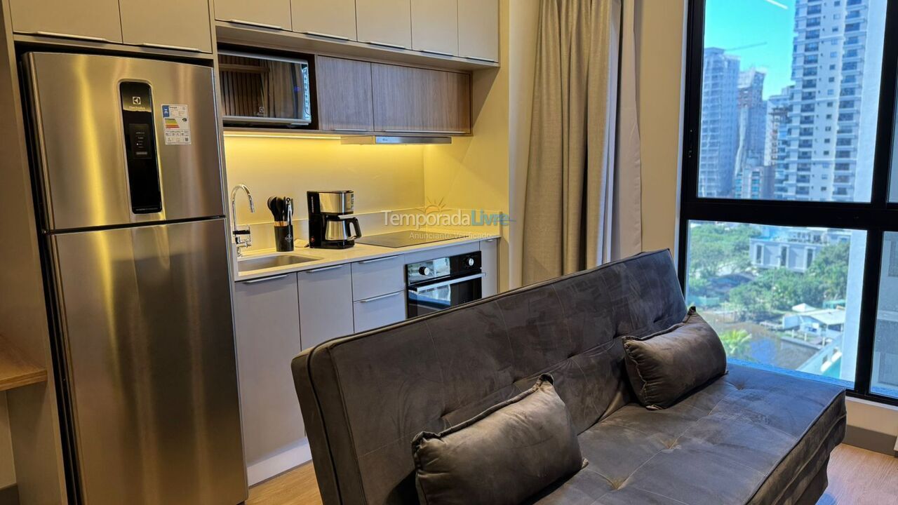 Apartment for vacation rental in Itapema (Meia Praia Quadra do Mar)