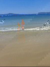 A 350m del mar, casas para hasta 6 personas.