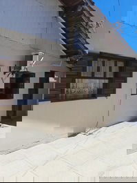 A 350m del mar, casas para hasta 6 personas.